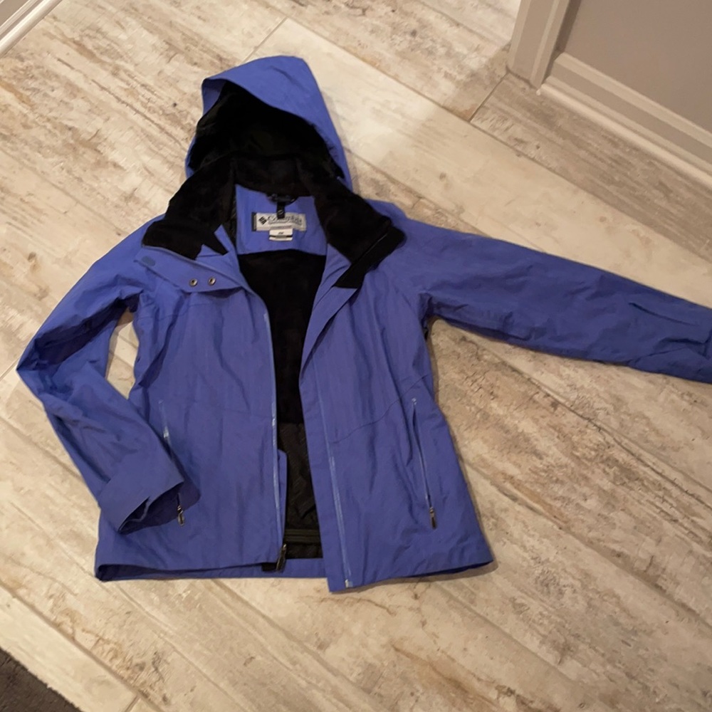 Blue With light pin stripe Columbia coat
